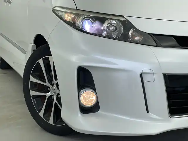 トヨタ エスティマ アエラス プレミアムエディション 新潟県 2016(平28)年 7.5万km ホワイトパールクリスタルシャイン 純正メモリナビ【NSZA-X64T】/　フルセグTV/Bluetooth/CD/DVD/純正フリップダウンモニター/両側パワースライドドア/ハーフレザーシート/D席パワーシート/バックモニター/ビルトインETC/横滑り防止装置/オートライト/レザーステアリング/ステアリングスイッチ
