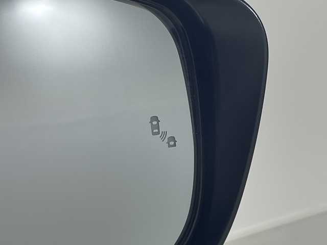 日産 セレナ e－パワー ハイウェイスター V 神奈川県 2022(令4)年 6.7万km パール