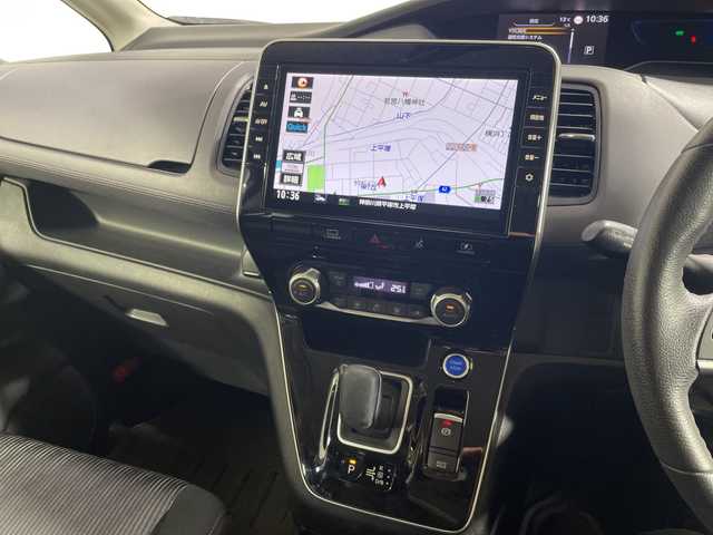 日産 セレナ e－パワー ハイウェイスター V 神奈川県 2022(令4)年 6.7万km パール