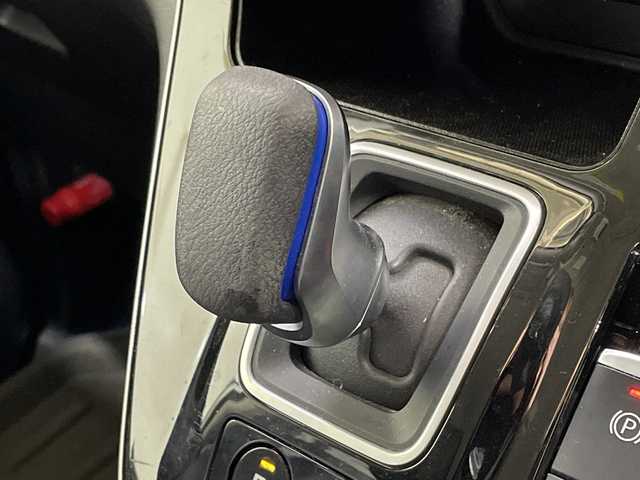 日産 セレナ e－パワー ハイウェイスター V 神奈川県 2022(令4)年 6.7万km パール