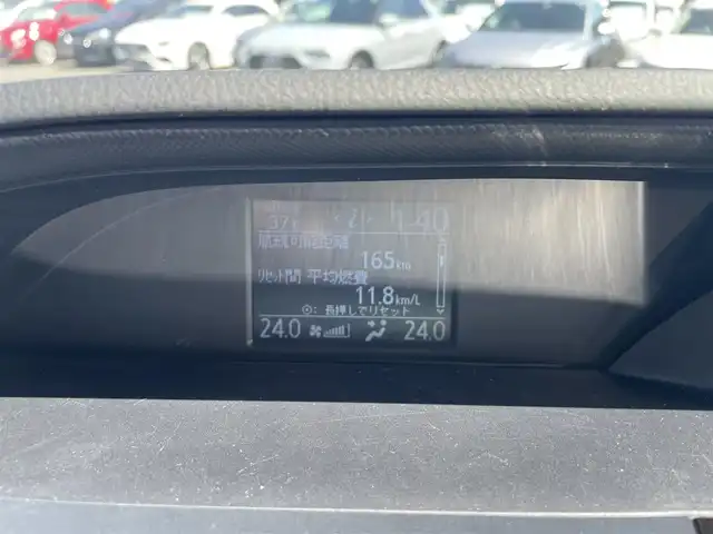 トヨタ ヴォクシー ZS 埼玉県 2014(平26)年 15.3万km ホワイトパールクリスタルシャイン ワンオーナー/社外SDナビ（11インチ）/・Bluetoothオーディオ/・フルセグTV/CD/DVD/バックカメラ/両側パワースライドドア/純正フロアマット/純正16インチアルミホイール/保証書/取扱説明書/スペアキー