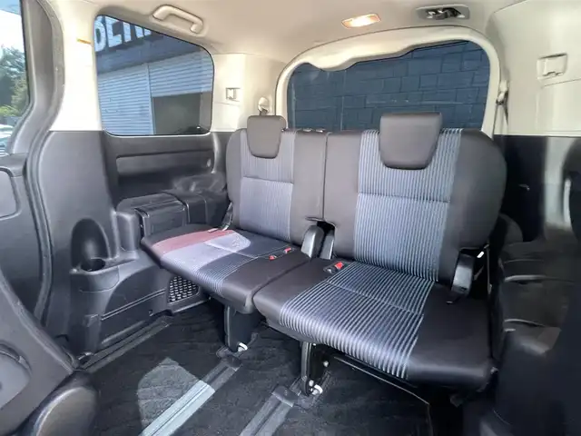 トヨタ ヴォクシー ZS 埼玉県 2014(平26)年 15.3万km ホワイトパールクリスタルシャイン ワンオーナー/社外SDナビ（11インチ）/・Bluetoothオーディオ/・フルセグTV/CD/DVD/バックカメラ/両側パワースライドドア/純正フロアマット/純正16インチアルミホイール/保証書/取扱説明書/スペアキー