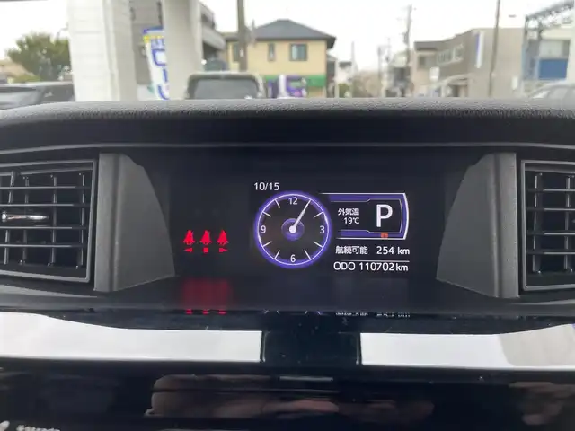 トヨタ タンク カスタムG－T 埼玉県 2017(平29)年 11.1万km レーザーブルークリスタルシャイン (株)IDOMが運営する【じしゃロン鳩ヶ谷店】の自社ローン専用車両になりますこちらは現金またはオートローンご利用時の価格です。自社ローンご希望の方は別途その旨お申付け下さい/社外ＳＤナビ（CN-RA03WD）/　AM/FM/CD/DVD/フルセグTV/MSV/BT/バックカメラ/両側パワースライドドア/クルーズコントロール/レーンアシスト/衝突軽減システム/ステアリングスイッチ/革巻きステアリング/スペアタイヤ/LEDヘッドライト/フォグランプ　/純正アルミホイール/ＥＴＣ　/ドアバイザー　/電動格納式ウィンカーミラー/ISOFIX/プッシュスタートボタン/　スマートキー×1