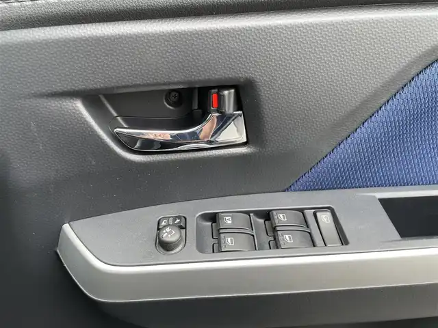 トヨタ タンク カスタムG－T 埼玉県 2017(平29)年 11.1万km レーザーブルークリスタルシャイン (株)IDOMが運営する【じしゃロン鳩ヶ谷店】の自社ローン専用車両になりますこちらは現金またはオートローンご利用時の価格です。自社ローンご希望の方は別途その旨お申付け下さい/社外ＳＤナビ（CN-RA03WD）/　AM/FM/CD/DVD/フルセグTV/MSV/BT/バックカメラ/両側パワースライドドア/クルーズコントロール/レーンアシスト/衝突軽減システム/ステアリングスイッチ/革巻きステアリング/スペアタイヤ/LEDヘッドライト/フォグランプ　/純正アルミホイール/ＥＴＣ　/ドアバイザー　/電動格納式ウィンカーミラー/ISOFIX/プッシュスタートボタン/　スマートキー×1