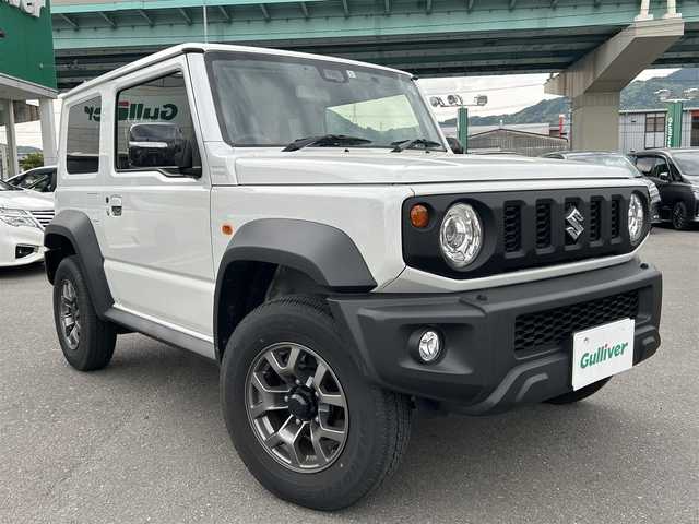 スズキ ジムニー シエラ JC 福岡県 2023(令5)年 1.9万km ピュアホワイトP セーフティーサポート/デュアルセントコントロール/ダウンヒルアシストコントロール/クルコン/前後ドラレコ/シートヒーター/ヒーテッドドアミラー/純正LEDヘッドライト/純正フロアマット/純正15インチアルミホイール/プッシュスタート/スマートキー