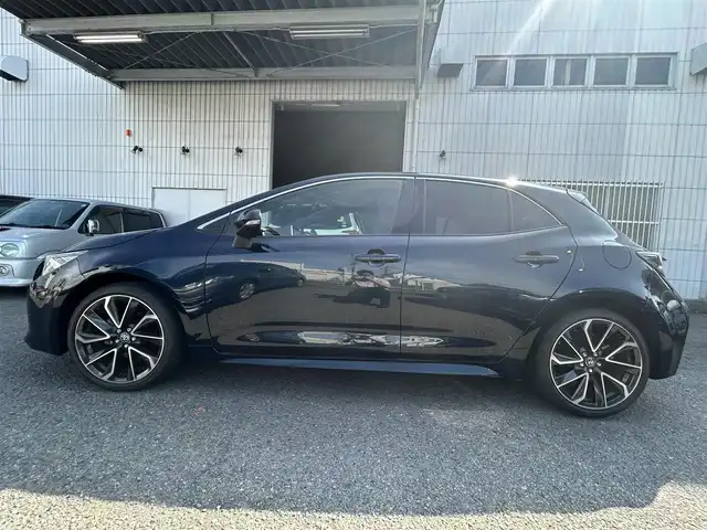 トヨタ カローラ スポーツ G Z 神奈川県 2019(令1)年 3.2万km ブラッキッシュアゲハガラスフレーク ワンオーナー/純正メモリーナビ/　○フルセグTV/　○DVD/CD/AM/FM/BT/USB/HDMI/バックカメラ/プリクラセーフティシステム/レーンキープアシスト/レーダークルーズコントロール/横滑り防止装置/クリアランスソナー/ブランドスポットミラー/オートハイビーム/オートライト/アイドリングストップ/LEDヘッドライト/ヘッドライトレベライザー/フォグランプ/革巻きステアリング/ステアリングスイッチ/パドルシフト/ビルトインETC/電動格納ミラー/純正フロアマット/スマートキー　2本/プッシュスタート/保証書/取扱説明書