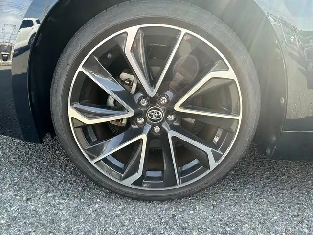 トヨタ カローラ スポーツ G Z 神奈川県 2019(令1)年 3.2万km ブラッキッシュアゲハガラスフレーク ワンオーナー/純正メモリーナビ/　○フルセグTV/　○DVD/CD/AM/FM/BT/USB/HDMI/バックカメラ/プリクラセーフティシステム/レーンキープアシスト/レーダークルーズコントロール/横滑り防止装置/クリアランスソナー/ブランドスポットミラー/オートハイビーム/オートライト/アイドリングストップ/LEDヘッドライト/ヘッドライトレベライザー/フォグランプ/革巻きステアリング/ステアリングスイッチ/パドルシフト/ビルトインETC/電動格納ミラー/純正フロアマット/スマートキー　2本/プッシュスタート/保証書/取扱説明書