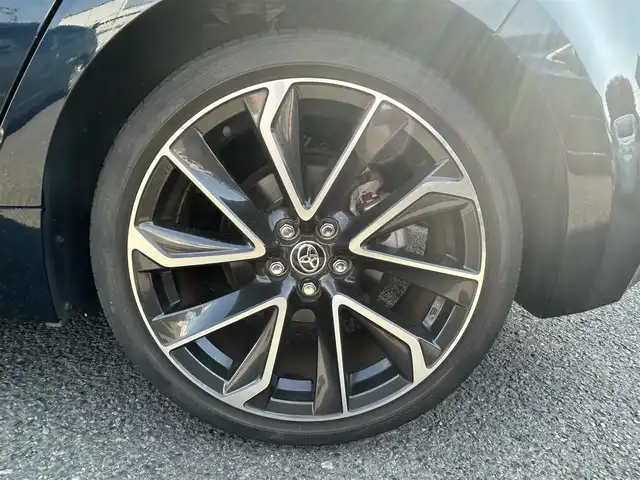 トヨタ カローラ スポーツ G Z 神奈川県 2019(令1)年 3.2万km ブラッキッシュアゲハガラスフレーク ワンオーナー/純正メモリーナビ/　○フルセグTV/　○DVD/CD/AM/FM/BT/USB/HDMI/バックカメラ/プリクラセーフティシステム/レーンキープアシスト/レーダークルーズコントロール/横滑り防止装置/クリアランスソナー/ブランドスポットミラー/オートハイビーム/オートライト/アイドリングストップ/LEDヘッドライト/ヘッドライトレベライザー/フォグランプ/革巻きステアリング/ステアリングスイッチ/パドルシフト/ビルトインETC/電動格納ミラー/純正フロアマット/スマートキー　2本/プッシュスタート/保証書/取扱説明書