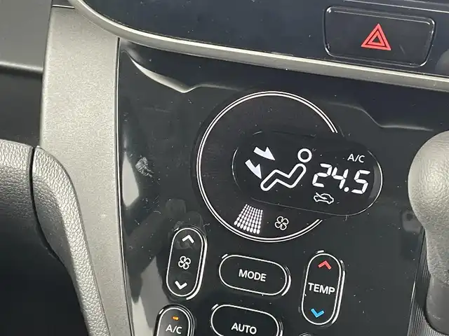 日産 デイズ ルークス HWS X Vセレクション 千葉県 2016(平28)年 4.7万km オーシャンブルーP 純正SDナビ/（CD、DVD、Aux、SD）/フルセグTV/アラウンドビューモニター/両側パワースライドドア/USBソケット/アイドリングストップ/衝突軽減ブレーキ/ETC/電動格納ミラー/横滑り防止装置/ドアバイザー/フロアマット/スマートキー/プッシュスタート