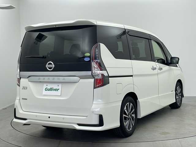 日産 セレナ ハイウェイスター V 大阪府 2020(令2)年 6.4万km ブリリアントホワイトパール エマージェンシーブレーキ/純正SDナビ/・フルセグTV/・BT AUDIO/プロパイロット/アラウンドビューモニター/両側パワースライドドア/フリップダウンモニター/ETC/ドライブレコーダー/BSM/コーナーセンサー/純正16インチAW/プッシュスタート /スマートキー
