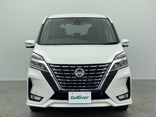 日産 セレナ ハイウェイスター V 大阪府 2020(令2)年 6.4万km ブリリアントホワイトパール エマージェンシーブレーキ/純正SDナビ/・フルセグTV/・BT AUDIO/プロパイロット/アラウンドビューモニター/両側パワースライドドア/フリップダウンモニター/ETC/ドライブレコーダー/BSM/コーナーセンサー/純正16インチAW/プッシュスタート /スマートキー