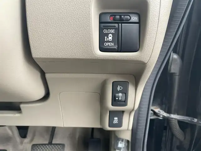 ホンダ Ｎ ＢＯＸ G Lパッケージ 千葉県 2012(平24)年 16.4万km クリスタルブラックパール 片側パワースライドドア/ETC/スマートキー＆プッシュスタート/電動格納ミラー/ヘッドライトレベライザー/横滑り防止装置/ステアリングスイッチ/純正フロアマット/社外14インチアルミホイール/ドアバイザー