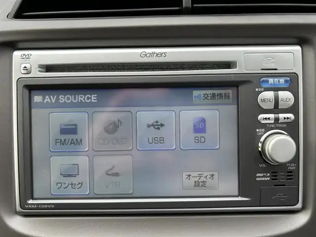 ホンダ フィット G 富山県 2012(平24)年 3.6万km プレミアムホワイトパール ワンオーナー/純正SDナビ/ワンセグテレビ/CD/DVD再生/バックカメラ/キーレスエントリー/純正フロアマット/保証書/取扱説明書/スペアキー×1