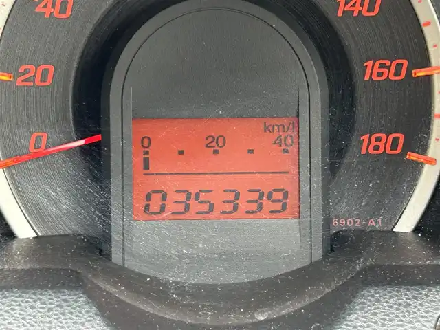 ホンダ フィット G 富山県 2012(平24)年 3.6万km プレミアムホワイトパール ワンオーナー/純正SDナビ/ワンセグテレビ/CD/DVD再生/バックカメラ/キーレスエントリー/純正フロアマット/保証書/取扱説明書/スペアキー×1