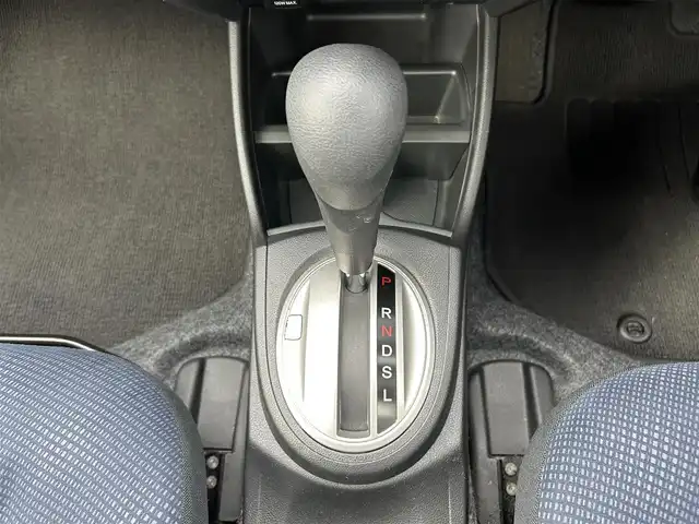 ホンダ フィット G 富山県 2012(平24)年 3.6万km プレミアムホワイトパール ワンオーナー/純正SDナビ/ワンセグテレビ/CD/DVD再生/バックカメラ/キーレスエントリー/純正フロアマット/保証書/取扱説明書/スペアキー×1