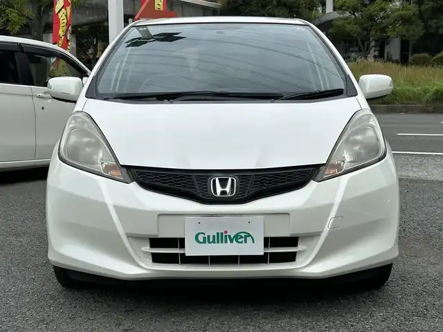 ホンダ フィット G 富山県 2012(平24)年 3.6万km プレミアムホワイトパール ワンオーナー/純正SDナビ/ワンセグテレビ/CD/DVD再生/バックカメラ/キーレスエントリー/純正フロアマット/保証書/取扱説明書/スペアキー×1