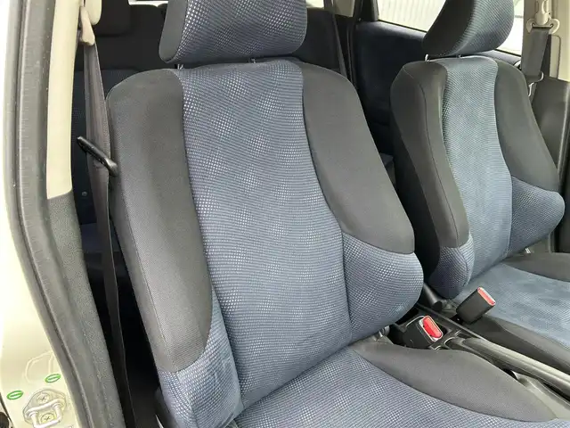 ホンダ フィット G 富山県 2012(平24)年 3.6万km プレミアムホワイトパール ワンオーナー/純正SDナビ/ワンセグテレビ/CD/DVD再生/バックカメラ/キーレスエントリー/純正フロアマット/保証書/取扱説明書/スペアキー×1