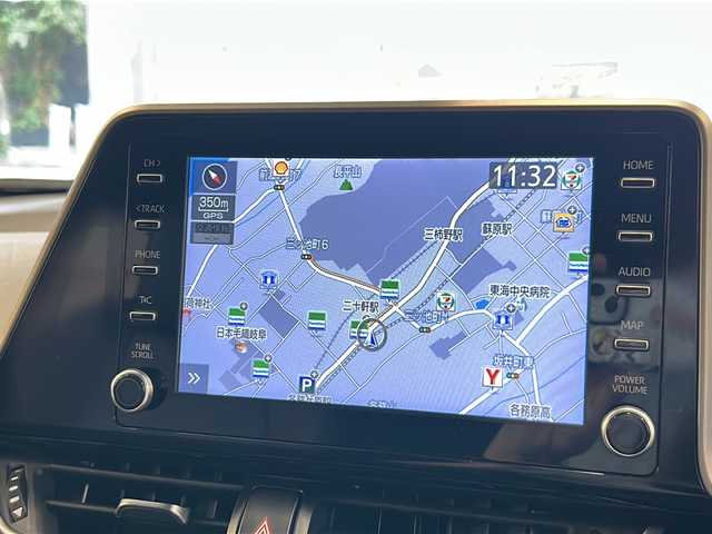 トヨタ Ｃ－ＨＲ G 岐阜県 2020(令2)年 5.7万km ホワイトパールクリスタルシャイン モデリスタエアロ（F/S/R）/純正8型ディスプレイオーディオ/パノラミックビューモニター/Bluetooth/フルセグ視聴/ナビキット/前後ドライブレコーダー/ハーフレザーシート/トヨタセーフティセンス/レーダークルーズコントロール/ETC/LEDヘッドライト/オートハイビーム/オートライト/クリアランスソナー/プッシュスタート/スマートキー/USBポート/ブレーキホールド