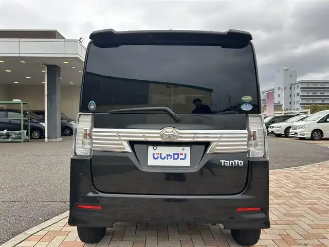 ダイハツ タント カスタム X トップED SAⅡ 新潟県 2016(平28)年 8.1万km ブラックマイカメタリック (株)IDOMが運営する【じしゃロン新潟店】の自社ローン専用車両になります。/こちらは現金またはオートローンご利用時の価格です。自社ローンご希望の方は別途その旨お申付け下さい/プッシュスタート/社外ナビ/フルセグテレビ/Bluetooth接続可/バックカメラ/デジタルインナーミラー/ETC/衝突軽減ブレーキ/レーンキープアシスト/片側パワースライドドア/ウィンカーミラー/キセノンヘッドランプ
