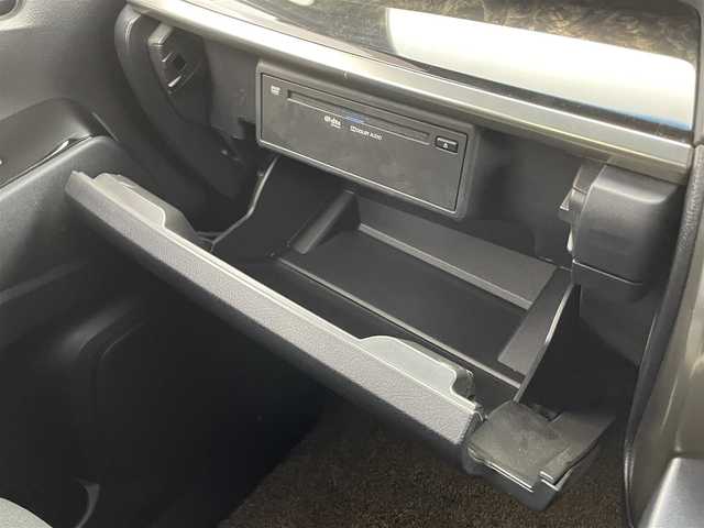 トヨタ アルファード S タイプゴールドⅡ 兵庫県 2021(令3)年 4.9万km ブラック ディスプレイオーディオ/前後ドラレコ/ＥＴＣ２．０/Toyota Safety Sense/・レーントレーシングアシスト(LTA)/・プリクラッシュセーフティ/・レーダークルーズコントロール(全車速追従機能付)/・アダプティブハイビームシステム(AHS)/・オートマチックハイビーム(AHB)/・ロードサインアシスト(RSA)/・リヤクロストラフィックオートブレーキ［パーキングサポートブレーキ(後方接近車両)/・アシストするブラインドスポットモニター(BSM)