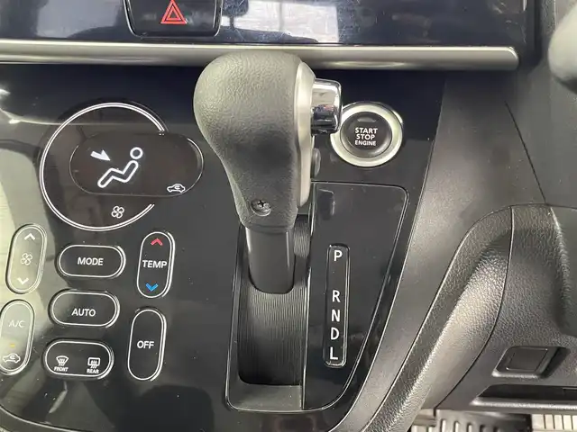 日産 デイズ ルークス ハイウェイスターX Gパッケージ 群馬県 2014(平26)年 7.3万km モカブラウンP 純正７インチナビ　アラウンドビューモニター　両側パワースライドドア　ＨＩＤオートライト　ベンチシート　純正１５インチＡＷ　ステアリングリモコン　アイドリングストップ　スマートキー　オートエアコン　禁煙