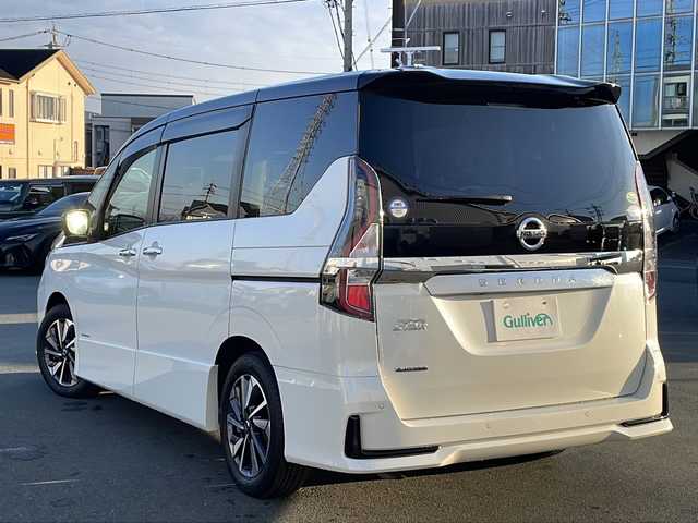 日産 セレナ ハイウェイスター V 大阪府 2020(令2)年 3.2万km ブリリアントホワイトパール 2トーン 純正１０インチナビ　/全方位カメラ　/衝突被害軽減システム　/ＬＥＤヘッドライト　/純正ＥＴＣ　/両側パワースライドドア　/クルーズコントロール　/アイドリングストップ　/ウオークスルー　/純正フロアマット　/ドラレコ/スマートキー/カーテンエアバック/禁煙車