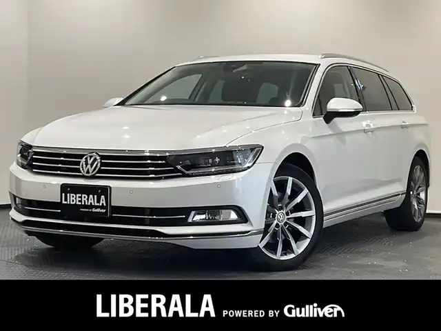 フォルクスワーゲン パサート ヴァリアント TDI ハイライン 新潟県 2018(平30)年 2.3万km ピュアホワイト テクノロジーパッケージ/-デジタルメータークラスター/-ダイナミックライトアシスト/-アラウンドビューカメラ/-パークアシスト/-電子制御式ディファレンシャルロック”XDS”/純正9.2インチナビ”DiscoverPro”/（SSDナビ/フルセグTV/Apple Car Play/BT/CD/DVD)/オールインセーフティ/-アクティブクルーズコントロール/-渋滞時追従支援システム/-レーンキープアシスト/-レーンチェンジアシストシステム/-リヤトラフィックアシストシステム/-パークディスタンスコントロール/-ドライバー疲労検知システム/-プリクラッシュブレーキシステム/-ダイナミックコーナーリングライト/レザーシート/シートヒーター/ベンチレーション/メモリ付きパワーシート/純正18インチアルミホイール/ドライブレコーダー/ETC/パワーバックドア