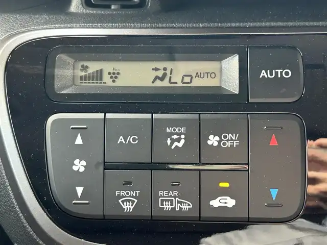 ホンダ Ｎ ＢＯＸ カスタム G SSパッケージ 熊本県 2016(平28)年 5万km ブリリアントスポーティブルーメタリック2トーン 純正SDナビＤＴＶ（VXM-174VFi）/・CD/DVD/BT/SD/AUX/バックカメラ/ドラレコ/ビルトインETC/両側パワースライド/あんしんpkg/後部席サンシェード/HIDライト/フォグ/マット/バイザー/スマートキー