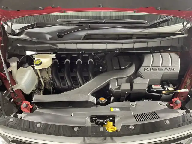 日産 セレナ ハイウェイスター V 神奈川県 2023(令5)年 1.5万km 赤Ⅱ ２トーンカラー/純正12.3型ディスプレーオーディオ/メモリーナビ/フルセグ　AM FM Applecarplay　Androidauto　USB　HDMI　/純正フリップダウンモニター/インテリジェントアラウンドビューモニター/インテリジェントルームミラー/両側電動スライドドア/360度セーフティアシスト/プロパイロット/レーダークルーズコントロール/前方衝突予測警報/インテリジェントエマージェンシーブレーキ/車線逸脱防止支援システム/後側方車両検知警報/後側方衝突防止支援システム/ふらつき警報/衝突回避ステアリングアシスト/車線逸脱警報/後退時車両検知警報/踏み間違い衝突防止アシスト/前後ソナー/SOSコール/ETC2.0/純正前後ドライブレコーダー/アイドリングストップ/革巻きステアリング/パドルシフト/ステアリングヒーター/前席/2列目左右シートヒーター/2列目3列目シートバックテーブル/USBソケット/プッシュスタート/スマートキー/オートハイビーム/アダブティブLEDヘッドライト/オートライト/純正フロント/サイド/リアスポイラー
