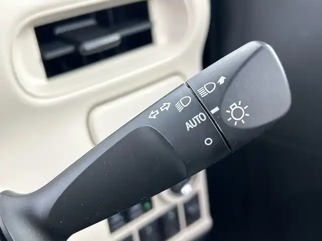 ダイハツ ムーヴ キャンバス X SA Ⅲ 愛知県 2021(令3)年 2.8万km グレーマイカM 純正ディスプレイオーディオ/・DVD再生・Bluetooth/バックカメラ/スマートアシスト３/・衝突回避支援ブレーキ/・衝突警報機能/・車線逸脱警報機能/・誤発進抑制制御機能/・先行車発進お知らせ機能/・オートハイビーム/両側パワースライド/オートライト/オートエアコン/チルトステアリング/シートリフター/キーフリーシステム/プッシュスタート/イモビライザー