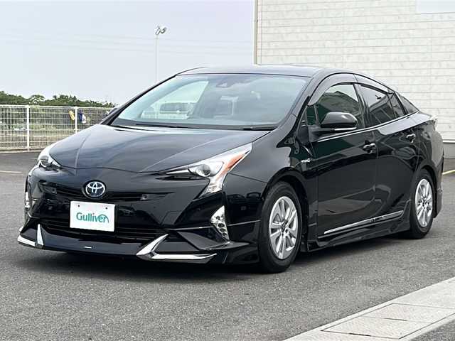 トヨタ プリウス Sセーフティプラス 香川県 2017(平29)年 8.7万km アティチュードブラックマイカ 純正９インチナビゲーション/フルセグＴＶ/バックカメラ/モデリスタエアロ/レーダークルーズ/車高調/パーキングアシスト/ＨＵＤ/クリアランスソナー/ＬＥＤヘッドライト/ＥＴＣ/スペアキー