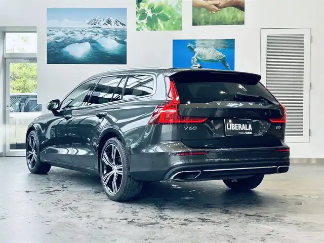 ボルボ Ｖ６０ B5 インスクリプション 大阪府 2021(令3)年 1.9万km ガンＭ ワンオーナー/サンルーフ/HUD/ACC/Bowers＆Wilkins/BLIS/ベージュ革/メモリ付きパワーシート/エアシートヒーター/ステアリングヒーター/純正ナビ/ＴＶ/360度カメラ/applecarplay/自動駐車/ワイヤレス充電/純正19インチAW/LEDヘッドライト/電動リアゲート