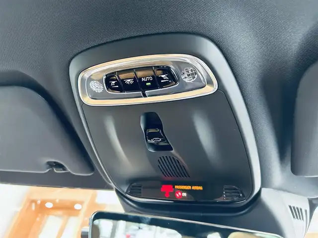 ボルボ Ｖ６０ B5 インスクリプション 大阪府 2021(令3)年 1.9万km ガンＭ ワンオーナー/サンルーフ/HUD/ACC/Bowers＆Wilkins/BLIS/ベージュ革/メモリ付きパワーシート/エアシートヒーター/ステアリングヒーター/純正ナビ/ＴＶ/360度カメラ/applecarplay/自動駐車/ワイヤレス充電/純正19インチAW/LEDヘッドライト/電動リアゲート