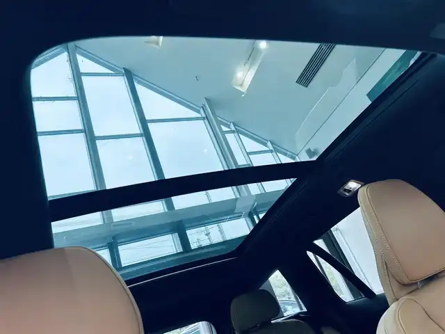 ボルボ Ｖ６０ B5 インスクリプション 大阪府 2021(令3)年 1.9万km ガンＭ ワンオーナー/サンルーフ/HUD/ACC/Bowers＆Wilkins/BLIS/ベージュ革/メモリ付きパワーシート/エアシートヒーター/ステアリングヒーター/純正ナビ/ＴＶ/360度カメラ/applecarplay/自動駐車/ワイヤレス充電/純正19インチAW/LEDヘッドライト/電動リアゲート
