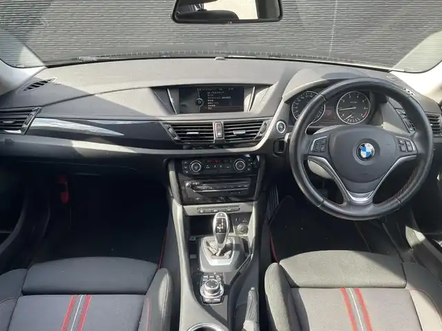 ＢＭＷ Ｘ１ sDrive 20i 大分県 2013(平25)年 10.1万km サファイアブラックP 取扱説明書/保証書/純正ナビ/Bluetooth/CD/DVD/AUX/USB/キセノンヘッドライト/オートライト/アイドリングストップ/プッシュスタート/純正18インチAW/ドライブレコーダー前後/ETC