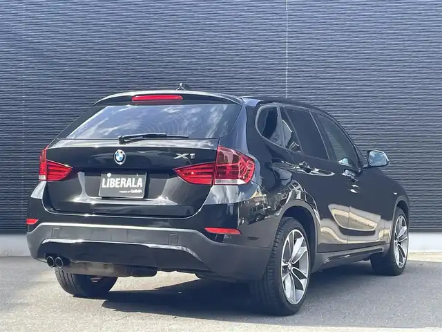 ＢＭＷ Ｘ１ sDrive 20i 大分県 2013(平25)年 10.1万km サファイアブラックP 取扱説明書/保証書/純正ナビ/Bluetooth/CD/DVD/AUX/USB/キセノンヘッドライト/オートライト/アイドリングストップ/プッシュスタート/純正18インチAW/ドライブレコーダー前後/ETC