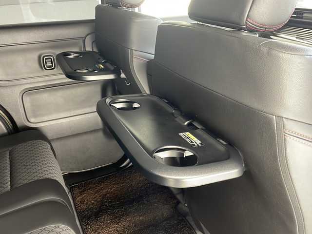 スズキ スペーシア カスタム HYBRID XS ターボ 沖縄県 2018(平30)年 7.7万km ブレイブカーキパール/ブラック2トーン 社外ディスプレイオーディオ（カロッツェリアFH-8500DVS）　/Ｂｌｕｅｔｏｏｔｈ/ＤＶＤ/ＣＤ/ＵＳＢ/ETC/バックカメラ/両側パワースライドドア/ドライブレコーダー（ケンウッドDRV-320）/ＬＥＤヘッドライト/リアコーナーセンサー/シートヒーター/ハーフレザーシート/パドルシフト/クルーズコントロール/純正アルミホイール