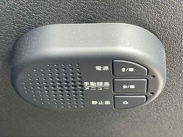 日産 オーラ G レザーエディション 徳島県 2022(令4)年 2.1万km ピュアホワイトパール 黒革シート/BOSEスピーカー/純正9インチナビ/アラウンドビューモニター/プロパイロット/シートヒーター/ステアリングヒーター/アダプティブLEDヘッドライト/オートハイビーム/エマージェンシーブレーキ/前後コーナーセンサー/HDMI/置くだけ充電/純正ドライブレコーダー/ETC2.0/スペアキー/純正17AW/純正フロアマット