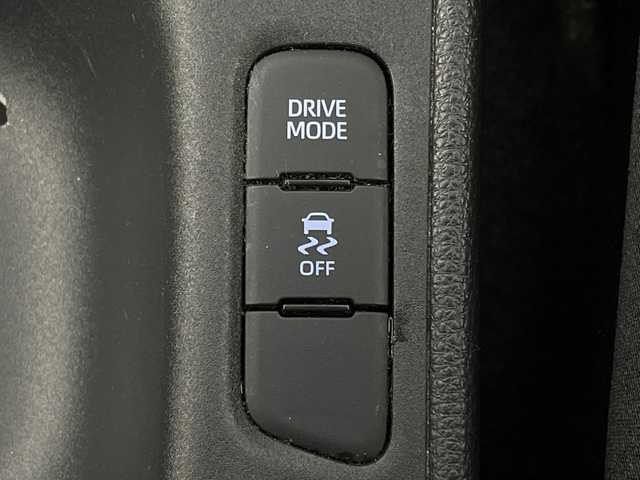 トヨタ ヤリス Z 新潟県 2020(令2)年 5.1万km ホワイトパールクリスタルシャイン 4WD/純正ディスプレイオーディオ/　　USB/BT/MiraCast/レーダークルーズコントロール/LEDオートライト/オートマチックハイビーム/おしシートヒーター/ステアリングスイッチ/レーンキープ/コーナーセンサー/スマートキー