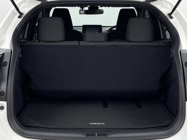 トヨタ ヤリス Z 新潟県 2020(令2)年 5.1万km ホワイトパールクリスタルシャイン 4WD/純正ディスプレイオーディオ/　　USB/BT/MiraCast/レーダークルーズコントロール/LEDオートライト/オートマチックハイビーム/おしシートヒーター/ステアリングスイッチ/レーンキープ/コーナーセンサー/スマートキー