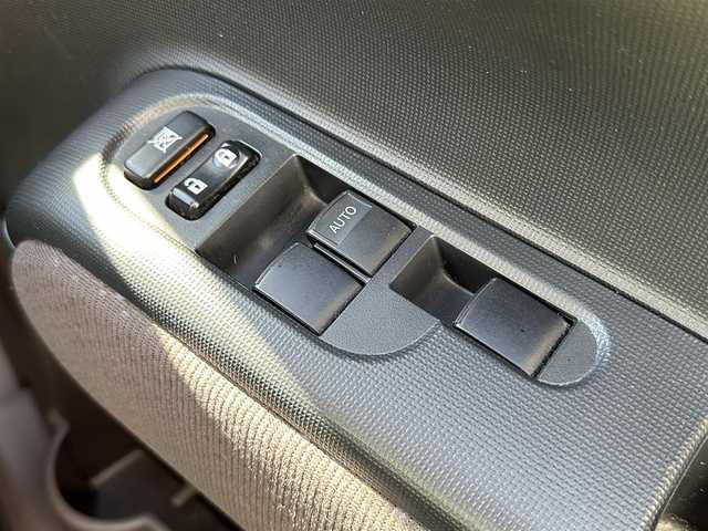 トヨタ スペイド G 愛知県 2013(平25)年 8万km シトラスマイカメタリック バックカメラ/片側パワースライドドア/ETC/Bluetooth/TV付きナビ/DVD再生機能有/MTモード付AT /片側パワースライドドア/純正タイヤ替え4本有