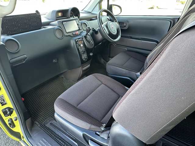 トヨタ スペイド G 愛知県 2013(平25)年 8万km シトラスマイカメタリック バックカメラ/片側パワースライドドア/ETC/Bluetooth/TV付きナビ/DVD再生機能有/MTモード付AT /片側パワースライドドア/純正タイヤ替え4本有