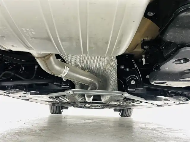 ＢＭＷ ＢＭＷ １２０ｄ 福島県 2025(令7)年 0.4万km メルボルンレッド 衝突軽減/・ブラインドスポットモニター/・高速道路渋滞ハンズオフアシスト/・コーナーセンサー/・アクティブサイドコリジョンプロテクション/・オートハイビーム/純正ナビ/・BT/Apple Carplay/Android Auto/FM/AM/アダプティブ・クルーズコントロール/LEDオートライト/パワーシート/・シートメモリー/・シートヒーター/・パワーバックドア/純正アルミホイール付きサマータイヤ/Alexa連動ドラレコ（前後左右）/置くだけ充電/パドルシフト/純正フロアマット/オートパーキング/ヘッドアップディスプレイ/スペアキー/・カードキー