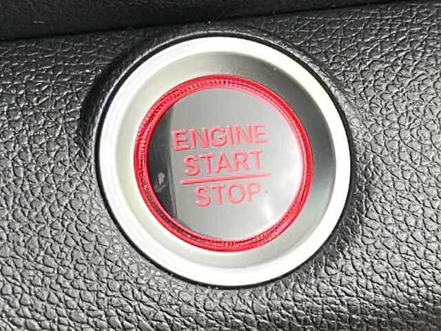 ホンダ シビック ハッチバック 熊本県 2018(平30)年 6.3万km フレームレッド 純正SDナビ/Apple CarPlay/バックカメラ/Bluetooth/クルーズコントロール/パドルシフト/シートヒーター/純正アルミホイール/純正フロアマット/ETC/スマートキー/ISOFIX