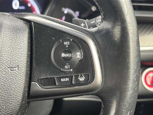 ホンダ シビック ハッチバック 熊本県 2018(平30)年 6.3万km フレームレッド 純正SDナビ/Apple CarPlay/バックカメラ/Bluetooth/クルーズコントロール/パドルシフト/シートヒーター/純正アルミホイール/純正フロアマット/ETC/スマートキー/ISOFIX