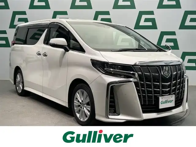 トヨタ アルファード S 鹿児島県 2020(令2)年 5.8万km ホワイトパールクリスタルシャイン 純正ナビ/(フルセグTV/Bluetooth/DVD/CD)/バックカメラ/フリップダウンモニター/トヨタセーフティセンス/　・プリクラッシュセーフティー/　・レーントレーシングアシスト/　・レーダークルーズコントロール/　・ロードサインアシスト/　・オートマチックハイビーム/　・先行者発信告知機能/電動パーキングブレーキ/オートホールド/TVキャンセラー/LEDヘッドライト/LEDフォグランプ/革巻きステアリングリモコン/純正アルミホイール/純正フロアマット/LEDヘッドライト