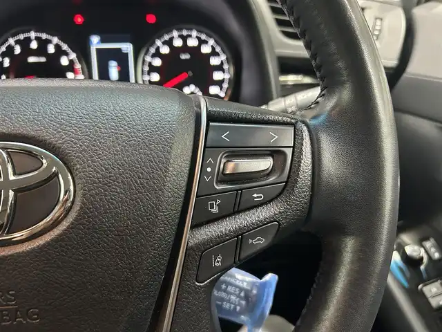 トヨタ アルファード S 鹿児島県 2020(令2)年 5.8万km ホワイトパールクリスタルシャイン 純正ナビ/(フルセグTV/Bluetooth/DVD/CD)/バックカメラ/フリップダウンモニター/トヨタセーフティセンス/　・プリクラッシュセーフティー/　・レーントレーシングアシスト/　・レーダークルーズコントロール/　・ロードサインアシスト/　・オートマチックハイビーム/　・先行者発信告知機能/電動パーキングブレーキ/オートホールド/TVキャンセラー/LEDヘッドライト/LEDフォグランプ/革巻きステアリングリモコン/純正アルミホイール/純正フロアマット/LEDヘッドライト