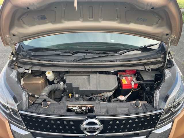 日産 デイズ ルークス ハイウェイスターX 福岡県 2018(平30)年 2.5万km ピンクゴールドM ワンオーナー/衝突軽減ブレーキ/純正メモリーナビ(MJ118D-W)/フルセグTV/CD、BT/アラウンドビューモニター/バックカメラ/左側パワースライドドア/スマートキー×２/ドラレコ/ETC/LEDヘッドライト/フォグランプ/ウインカードアミラー/電格ミラー/純正14インチアルミ/ドアバイザー/フロアマット/取扱説明書/新車保証書