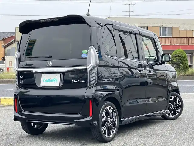 ホンダ Ｎ ＢＯＸ カスタム G L ターボ ホンダセンシング 三重県 2020(令2)年 4万km クリスタルブラックパール ♪ワンオーナー/♪走行39967km/♪ターボ/ホンダセンシング/・衝突軽減ブレーキ(CMBS)/・誤発進抑制機能/・後方誤発進抑制機能/・歩行者事故低減ステアリング/・路外逸脱抑制機能/・先行車発進お知らせ機能/・標識認識機能/・オートハイビーム/・アダプティブクルーズコントロール/・LKAS(車線維持支援システム)/スマートキー×2/プッシュスタート/ハーフレザーシート/純正インターナビ/・SD録音・フルセグ/・DVD再生・USB/・Bluetoothオーディオ/バックカメラ/USBポート(充電)×2/両側パワースライドドア/ドライブレコーダー/純正15インチAW/LEDヘッドライト/LEDフォグライト/オートライト/ウィンカーミラー/オートリトラクタブルミラー/リアドアサンシェード/アイドリングストップ/革巻シフトノブ/革巻ステアリング/ステアリングスイッチ/パドルシフト/ビルトインETC/プライバシーガラス/ラバーマット/ドアバイザー/サイド/カーテンエアバック