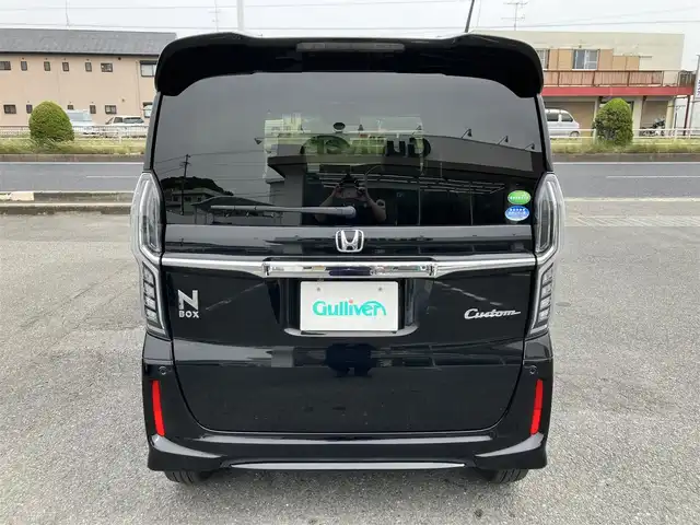 ホンダ Ｎ ＢＯＸ カスタム G L ターボ ホンダセンシング 三重県 2020(令2)年 4万km クリスタルブラックパール ♪ワンオーナー/♪走行39967km/♪ターボ/ホンダセンシング/・衝突軽減ブレーキ(CMBS)/・誤発進抑制機能/・後方誤発進抑制機能/・歩行者事故低減ステアリング/・路外逸脱抑制機能/・先行車発進お知らせ機能/・標識認識機能/・オートハイビーム/・アダプティブクルーズコントロール/・LKAS(車線維持支援システム)/スマートキー×2/プッシュスタート/ハーフレザーシート/純正インターナビ/・SD録音・フルセグ/・DVD再生・USB/・Bluetoothオーディオ/バックカメラ/USBポート(充電)×2/両側パワースライドドア/ドライブレコーダー/純正15インチAW/LEDヘッドライト/LEDフォグライト/オートライト/ウィンカーミラー/オートリトラクタブルミラー/リアドアサンシェード/アイドリングストップ/革巻シフトノブ/革巻ステアリング/ステアリングスイッチ/パドルシフト/ビルトインETC/プライバシーガラス/ラバーマット/ドアバイザー/サイド/カーテンエアバック